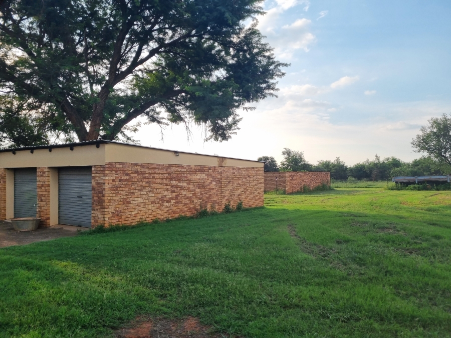 Commercial Property for Sale in Schylock A H North West